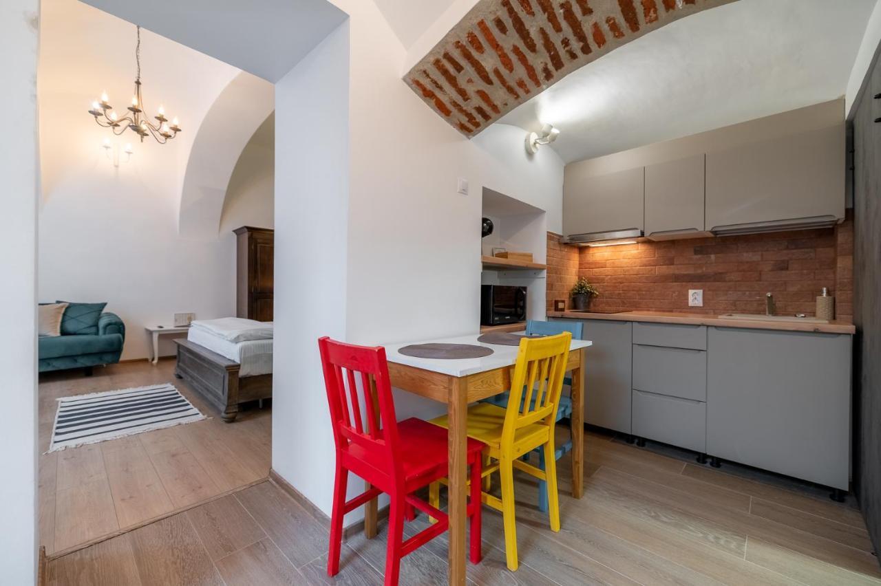 Apartment Green Sibiu Bagian luar foto